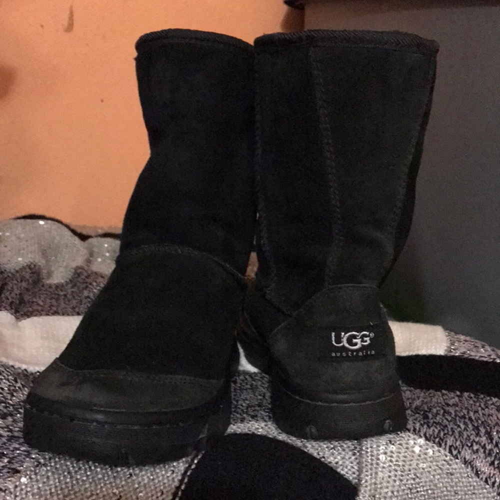 Black Uggs - image 4